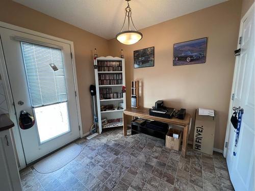 913 Prairie Sound Circle, High River, AB - Indoor