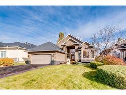 330 Diamond Drive SE Calgary, AB T2J 7E3