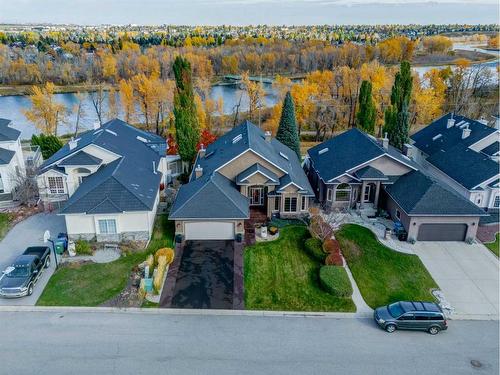 330 Diamond Drive Se, Calgary, AB - Outdoor With Facade