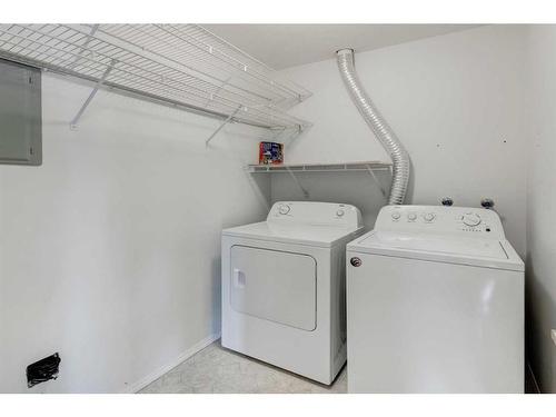 11-7720 39 Avenue Nw, Calgary, AB - Indoor Photo Showing Laundry Room