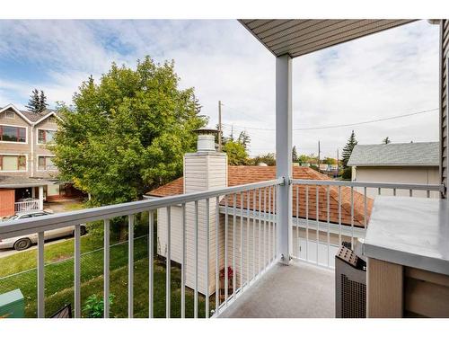 11-7720 39 Avenue Nw, Calgary, AB - Outdoor With Balcony With Exterior