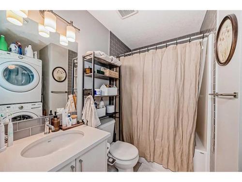 51 Sage Bluff Circle Nw, Calgary, AB - Indoor Photo Showing Laundry Room