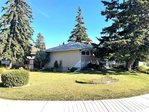 4316 35 Avenue Sw, Calgary, AB - Outdoor