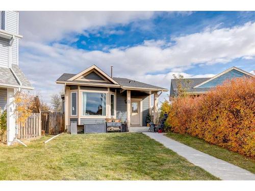 22 Martingrove Mews Ne, Calgary, AB - Outdoor