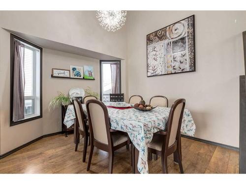 22 Martingrove Mews Ne, Calgary, AB - Indoor Photo Showing Dining Room