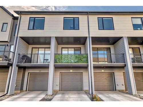 38 Evanscrest Court Nw, Calgary, AB - Outdoor With Balcony With Facade