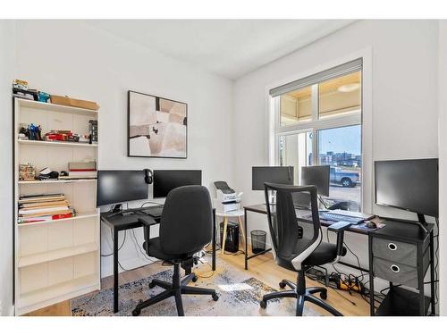 2319 81 Street Sw, Calgary, AB - Indoor Photo Showing Office