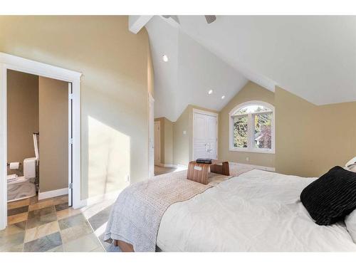 5227 Carney Road Nw, Calgary, AB - Indoor Photo Showing Bedroom