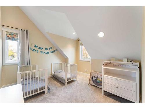 5227 Carney Road Nw, Calgary, AB - Indoor Photo Showing Bedroom