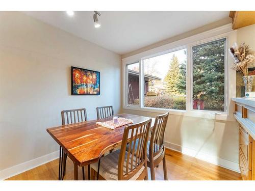 5227 Carney Road Nw, Calgary, AB - Indoor Photo Showing Dining Room