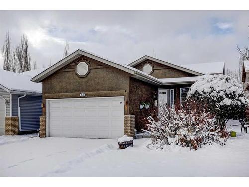 61 Coventry Close Ne, Calgary, AB - Outdoor