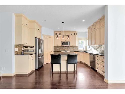 140 Kinlea Link Nw, Calgary, AB - Indoor Photo Showing Kitchen With Upgraded Kitchen