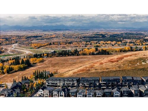 3080 85 Street Sw, Calgary, AB - Outdoor With View