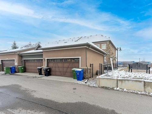 344 Quarry Park Boulevard Se, Calgary, AB - Outdoor