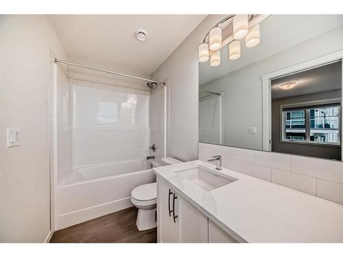 308-474 Seton Circle Se, Calgary, AB - Indoor Photo Showing Bathroom