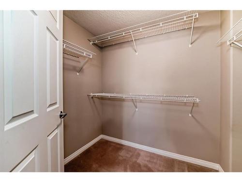 232-15 Everstone Drive Sw, Calgary, AB - Indoor With Storage