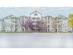 1309-17 Country Village Bay NE Calgary, AB T3K 5Z3