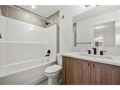 306-8235 8 Avenue Sw, Calgary, AB - Indoor Photo Showing Bathroom