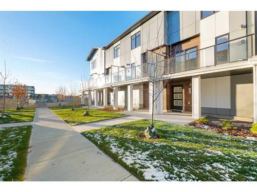 306-8235 8 Avenue Sw, Calgary, AB - Outdoor With Balcony