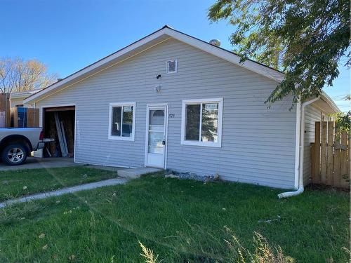 523 1A Avenue East, Brooks, AB - Outdoor