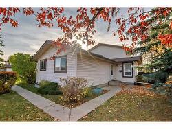 30-75 Templemont Way NE Calgary, AB T1Y 5K8