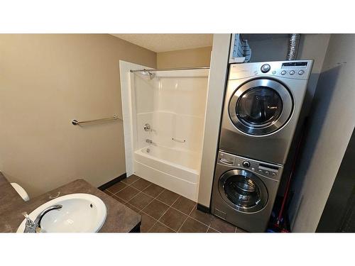 138-30 Royal Oak Plaza Nw, Calgary, AB - Indoor Photo Showing Laundry Room