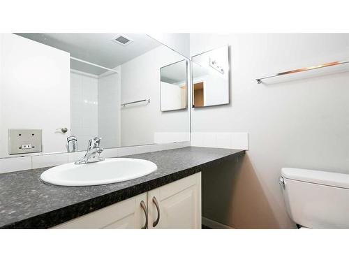 107-3420 50 Street Nw, Calgary, AB - Indoor Photo Showing Bathroom