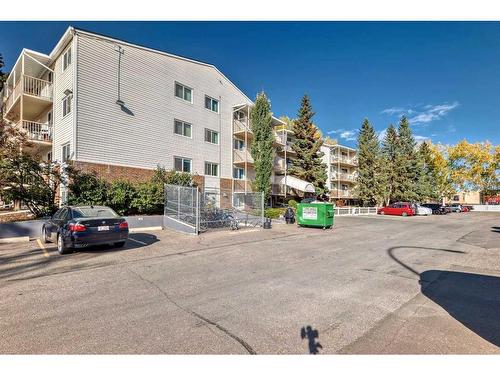 107-3420 50 Street Nw, Calgary, AB - Outdoor