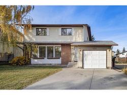 272 Beddington Circle NE Calgary, AB T3K 1K7