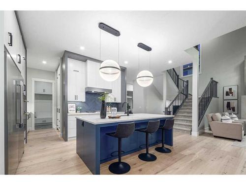 57 Rockcliff Terrace Nw, Calgary, AB - Indoor Photo Showing Kitchen With Upgraded Kitchen