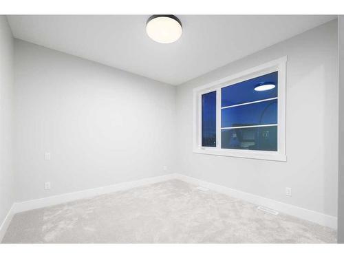 57 Rockcliff Terrace Nw, Calgary, AB - Indoor Photo Showing Other Room