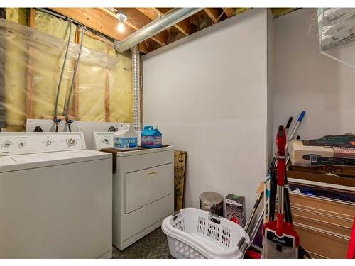 82 Applemead Court Se, Calgary, AB - Indoor Photo Showing Laundry Room