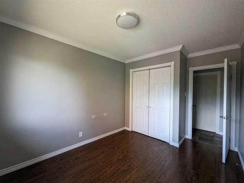 4627 Stanley Road Sw, Calgary, AB - Indoor Photo Showing Other Room