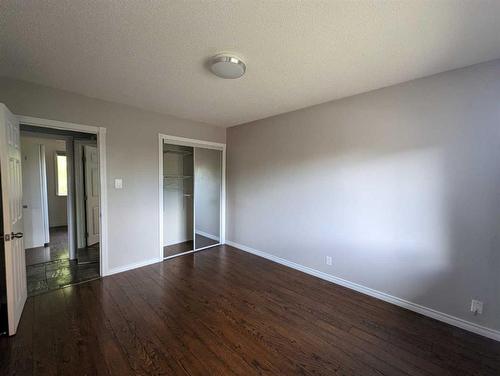 4627 Stanley Road Sw, Calgary, AB - Indoor Photo Showing Other Room