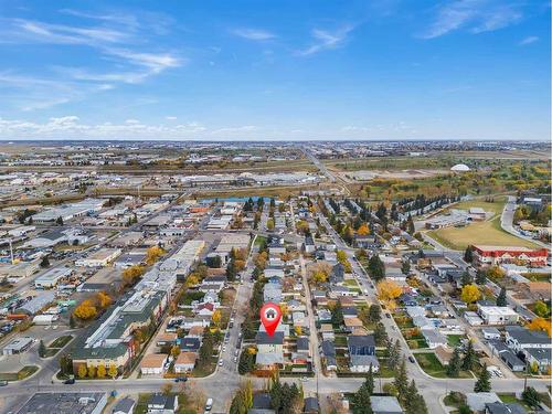 305 34 Avenue Ne, Calgary, AB - Outdoor With View