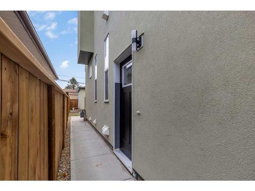 307 34 Avenue Ne, Calgary, AB - Outdoor With Exterior