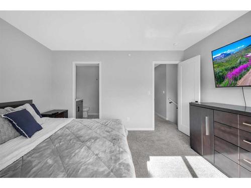 139 Howse Crescent Ne, Calgary, AB - Indoor Photo Showing Bedroom