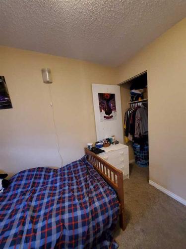 10-4740 Dalton Drive Nw, Calgary, AB - Indoor Photo Showing Bedroom