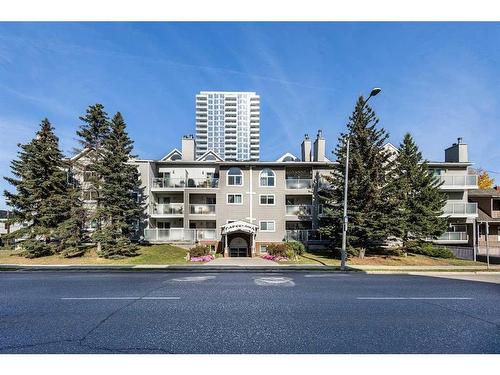 208-1528 11 Avenue Sw, Calgary, AB - Outdoor With Facade