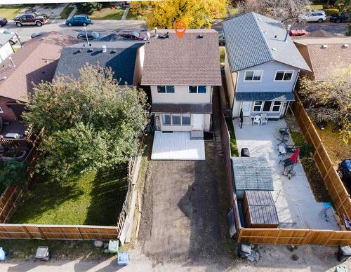 4239 58 Street Ne, Calgary, AB - Outdoor