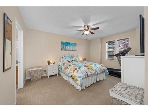 404-39 Hidden Creek Place Nw, Calgary, AB - Indoor Photo Showing Bedroom