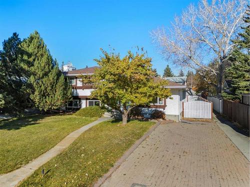 5842 Dalcastle Drive Nw, Calgary, AB - Outdoor