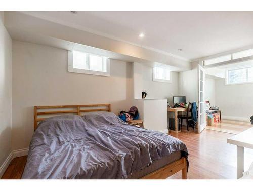 1218 Downie Street, Carstairs, AB - Indoor Photo Showing Bedroom