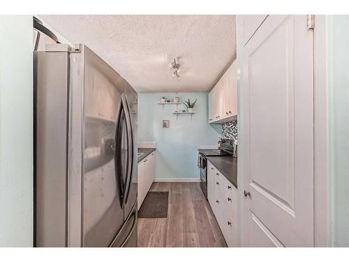 19-131 Templehill Drive Ne, Calgary, AB - Indoor Photo Showing Kitchen