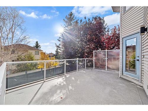 9051 Scurfield Drive Nw, Calgary, AB - Outdoor