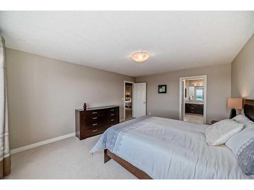 153 Everoak Circle Sw, Calgary, AB - Indoor Photo Showing Bedroom