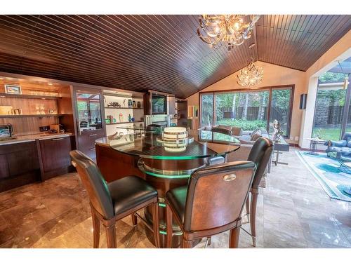 4 Baycrest Place Sw, Calgary, AB - Indoor Photo Showing Dining Room