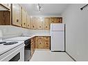 5312-315 Southampton Drive Sw, Calgary, AB  - Indoor Photo Showing Kitchen 