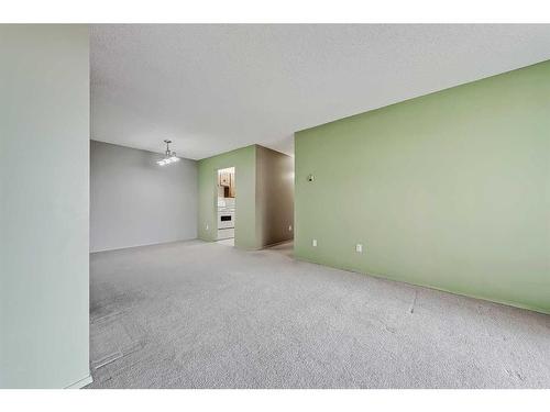 5312-315 Southampton Drive Sw, Calgary, AB - Indoor