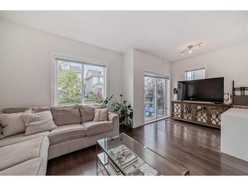 73-300 Marina Drive, Chestermere, AB - Indoor Photo Showing Living Room